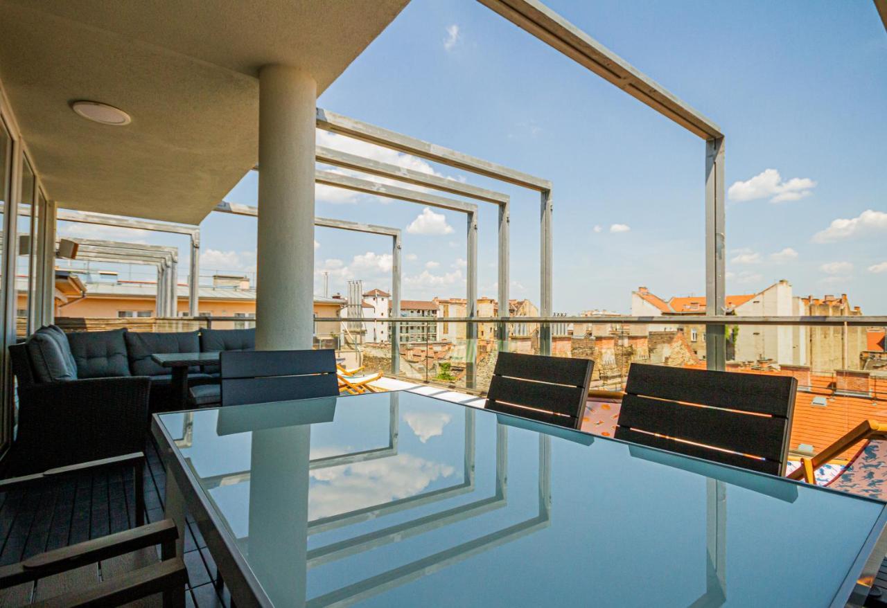 Apartament Luxury With Balcony In Downtown