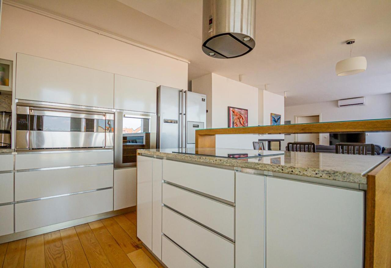 Apartament Luxury With Balcony In Downtown Budapesta
