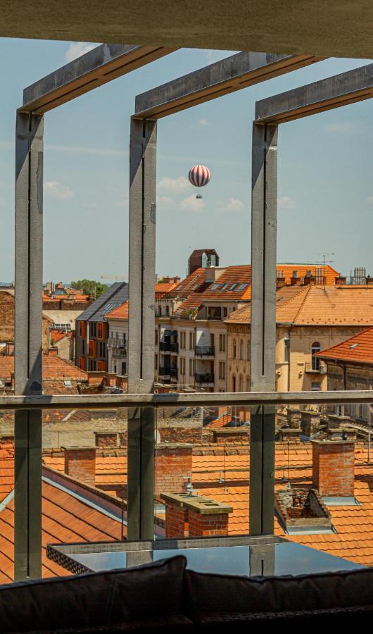 Apartament Luxury With Balcony In Downtown Budapesta