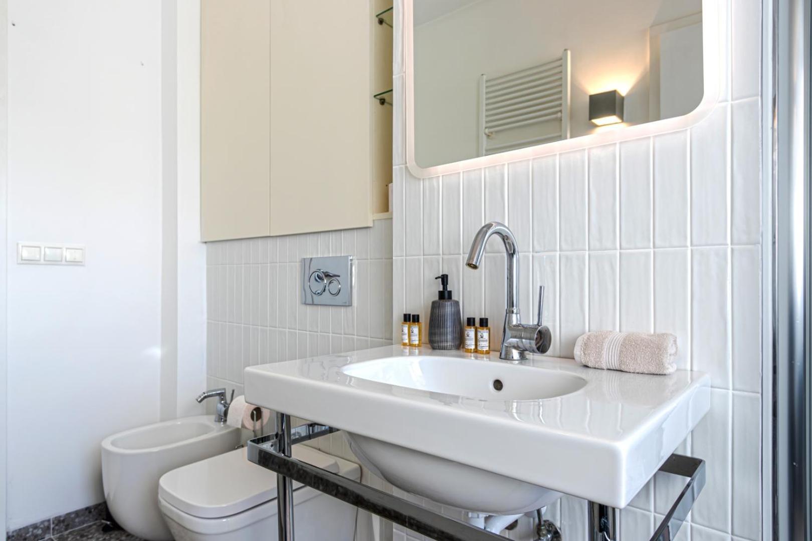 Apartament Luxury With Balcony In Downtown